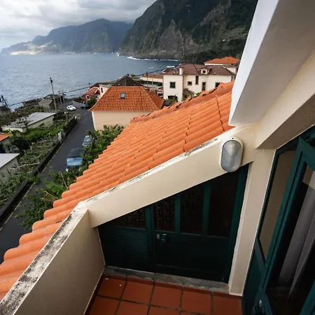 Solmar - Alojamento Porto Moniz Exterior photo